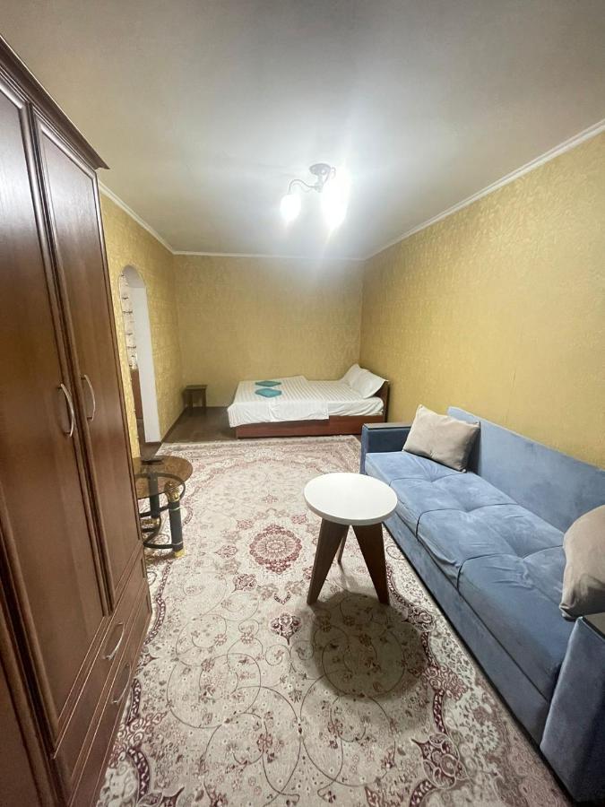 Квартира Рядом Арбата, Гоголя 92 Almatı Dış mekan fotoğraf