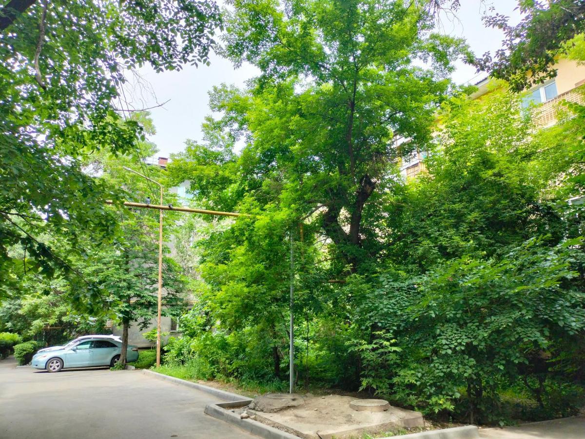 Квартира Рядом Арбата, Гоголя 92 Almatı Dış mekan fotoğraf